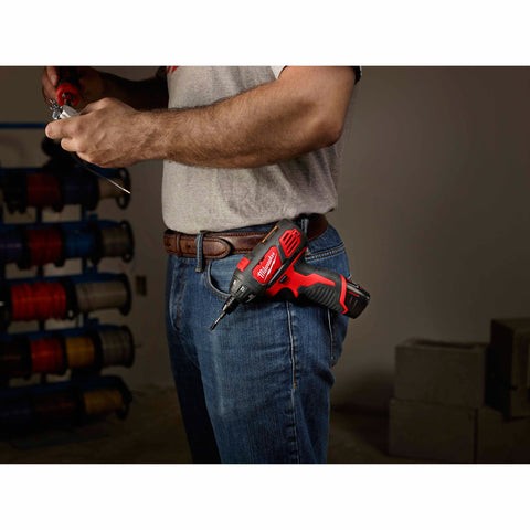 Milwaukee 2401-22 M12 Lithium-Ion 12V Sub-Compact Driver Drill Kit